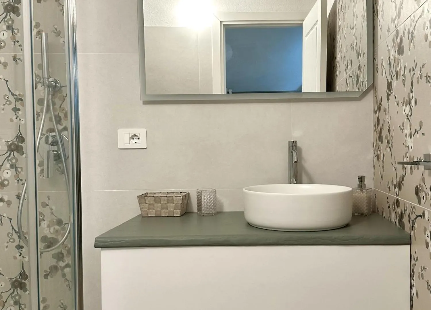 Villa Smeraldo كاستياداس 0*,  إيطاليا